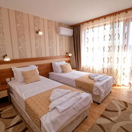 Hotel комплекс ани мар яз клокотница Haskovo